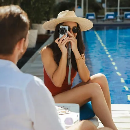 مارتينيز في ذا أنبوند كولكشن باي حياة 5* كان
