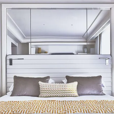 Martinez, In The Unbound Collection By Hyatt Hotel Cannes
